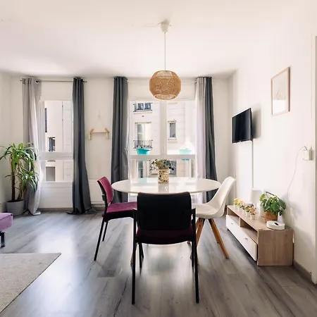 Pied-a-terre In 19 * Paříž